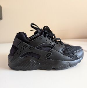 Nike Huarache Run (GS) Shoe